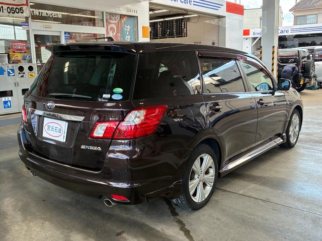 エクシーガ ２．５ｉアイサイト　アルカンターラセレクション　４ＷＤ　ＥＴＣ　バックカメラ　ナビ　オートクルーズコントロール　衝突被害軽減システム　オートライト　ＨＩＤ　スマートキー　アイドリングストップ　電格ミラー　後席モニター　３列シート　ＣＶＴ　レンタＵＰ（15枚目）