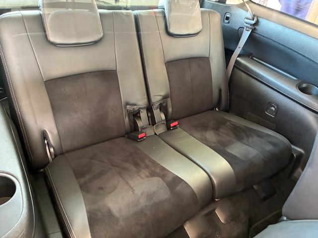 エクシーガ ２．５ｉアイサイト　アルカンターラセレクション　４ＷＤ　ＥＴＣ　バックカメラ　ナビ　オートクルーズコントロール　衝突被害軽減システム　オートライト　ＨＩＤ　スマートキー　アイドリングストップ　電格ミラー　後席モニター　３列シート　ＣＶＴ　レンタＵＰ（35枚目）