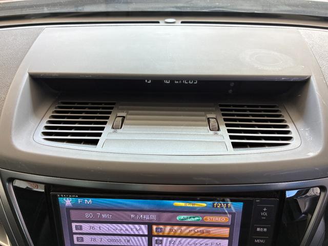 エクシーガ ２．５ｉアイサイト　アルカンターラセレクション　４ＷＤ　ＥＴＣ　バックカメラ　ナビ　オートクルーズコントロール　衝突被害軽減システム　オートライト　ＨＩＤ　スマートキー　アイドリングストップ　電格ミラー　後席モニター　３列シート　ＣＶＴ　レンタＵＰ（37枚目）