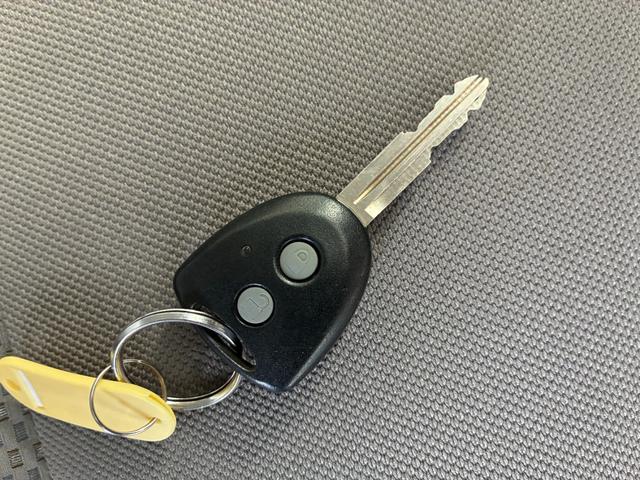 ミライース Ｘ　スマートセレクションＳＡ　ＥＴＣ　ＴＶ　衝突被害軽減システム　キーレスエントリー　アイドリングストップ　電動格納ミラー　ＣＶＴ　盗難防止システム　ＡＢＳ　ＥＳＣ　ＣＤ　ＤＶＤ再生　Ｂｌｕｅｔｏｏｔｈ　アルミホイール　レンタＵＰ（11枚目）