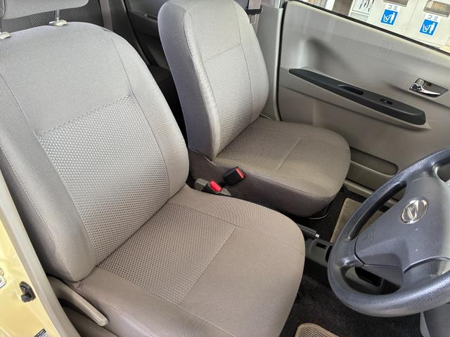 ミライース Ｘ　スマートセレクションＳＡ　ＥＴＣ　ＴＶ　衝突被害軽減システム　キーレスエントリー　アイドリングストップ　電動格納ミラー　ＣＶＴ　盗難防止システム　ＡＢＳ　ＥＳＣ　ＣＤ　ＤＶＤ再生　Ｂｌｕｅｔｏｏｔｈ　アルミホイール　レンタＵＰ（28枚目）