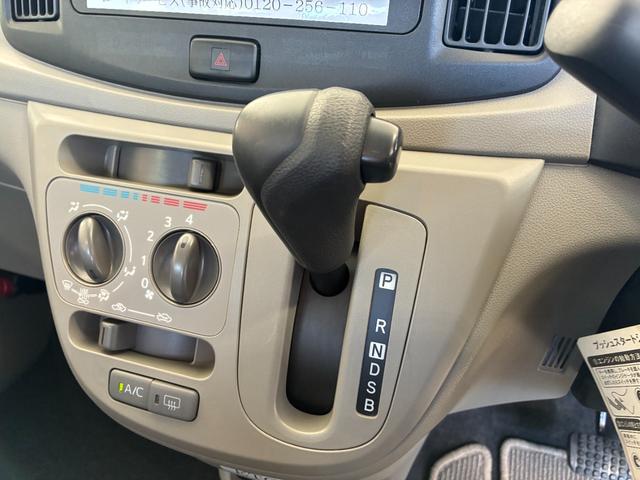 ピクシスエポック Ｌ　ＥＴＣ　キーレスエントリー　アイドリングストップ　ＣＶＴ　盗難防止システム　ＡＢＳ　ＣＤ　ミュージックプレイヤー接続可　衝突安全ボディ　エアコン　パワーステアリング　パワーウィンドウ　レンタＵＰ（8枚目）