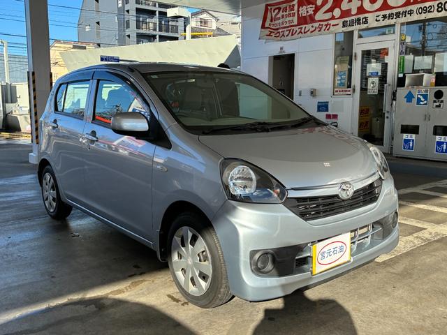 ピクシスエポック Ｌ　ＥＴＣ　キーレスエントリー　アイドリングストップ　ＣＶＴ　盗難防止システム　ＡＢＳ　ＣＤ　ミュージックプレイヤー接続可　衝突安全ボディ　エアコン　パワーステアリング　パワーウィンドウ　レンタＵＰ（13枚目）