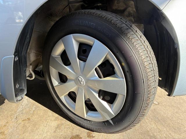 ピクシスエポック Ｌ　ＥＴＣ　キーレスエントリー　アイドリングストップ　ＣＶＴ　盗難防止システム　ＡＢＳ　ＣＤ　ミュージックプレイヤー接続可　衝突安全ボディ　エアコン　パワーステアリング　パワーウィンドウ　レンタＵＰ（28枚目）