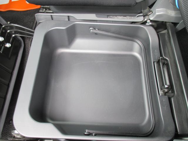 ハスラー Ｇターボ　衝突軽減ブレ－キ　ナビ　ＥＴＣ　Ｂｌｕｅｔｏｏｔｈ機能　ＣＤＤＶＤ再生　ツートンカラ－　プッシュスタートボタン　カードキ－　オートエアコン（22枚目）