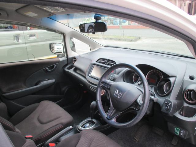 HONDA FIT SHE S