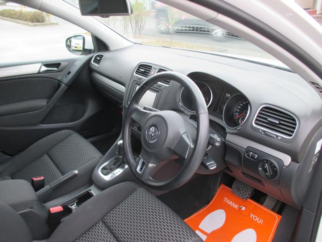 ゴルフ ＴＳＩトレンドラインマイスターＥＤブルーモションテク　アルミホイール　キーレス　社外ナビ　バックカメラ　エアコンパワステ（10枚目）