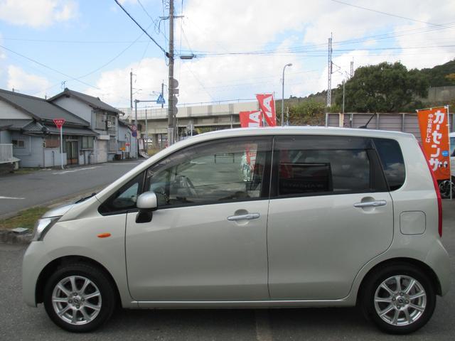 ムーヴ Ｌ　エアコンパワステ　キーレス　ＣＤステレオ　ベンチシ－ト　フルフラット（9枚目）