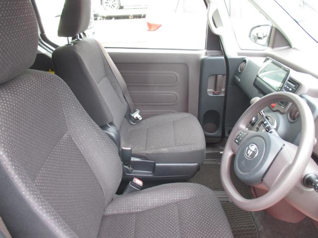 ポルテ Ｆ　社外１０インチフロ－ティングナビ　片側パワ－スライドドア　プッシュスタ－トボタン　フルセグ　ＤＶＤ再生　Ｂｌｕｅｔｏｏｔｈ機能　ワンオーナー禁煙車　ＥＴＣ　バックカメラ（11枚目）