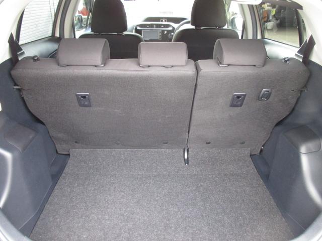 �R���p�N�g�J�[�ł����g�����N���|���͍L���݌v����Ă���܂��B