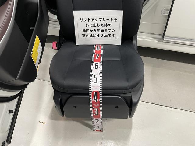 ＳＡＩ 　福祉車両・助手席リフトアップシート・５人乗・走行４９千Ｋ・Ａタイプ・後期型・パワーシート・折り畳み車イス固定ベルト・ハイブリッド・トヨタセーフティセンス・リモコン有・スマートキー・プッシュスタート（11枚目）