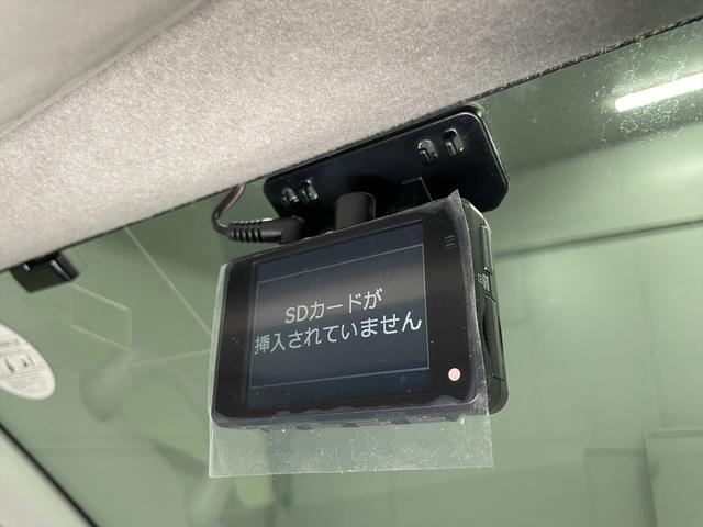 ハイエースバン 　福祉車両・患者ゆそう・民間救急仕様・車椅子乗車不可・９人乗・走行４６千Ｋ・ストレッチャー付・ナビ・ＴＶ・Ｂカメラ・ＥＴＣ・ワンオーナー・点滴フック・酸素ボンベ固定具・消化器・左ＳＤイージークローザー付（38枚目）