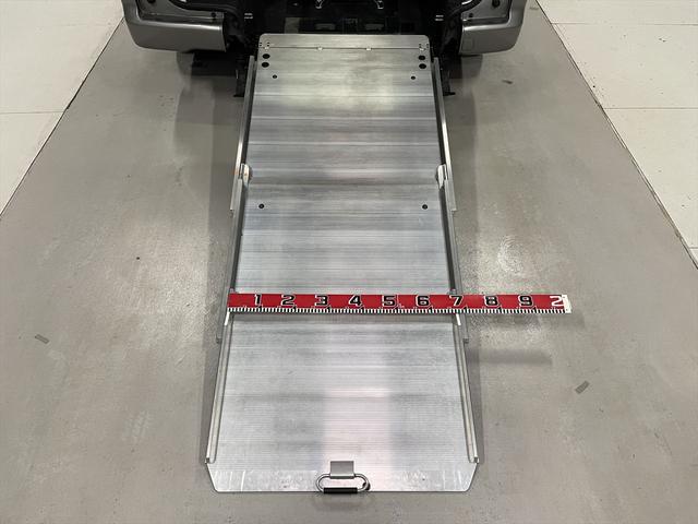 NISSAN NV200 VANETTE VAN