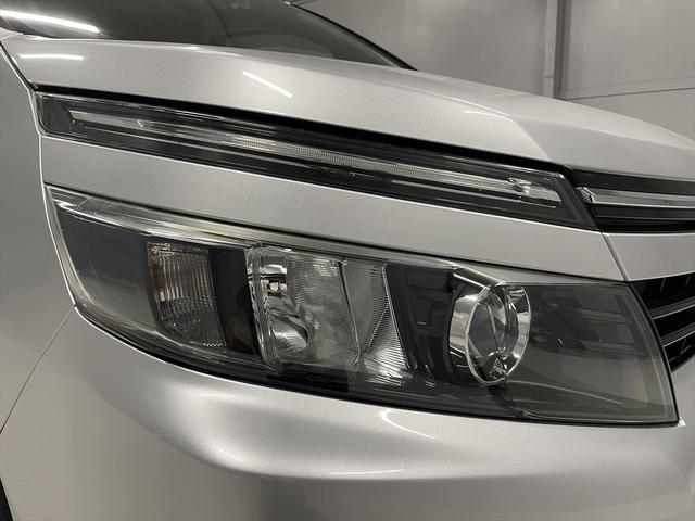 ヴォクシー 福祉車両・手動スロープ・2台積・7人乗・走行41千K・タイプ1・ナビ・TV・Bカメラ・左電動スライドドア・ドラレコ・ニールダウン・前後車椅子後退防止ベルト・電動車イス固定装置・左右SD昇降ぐち手すり付(41枚目)