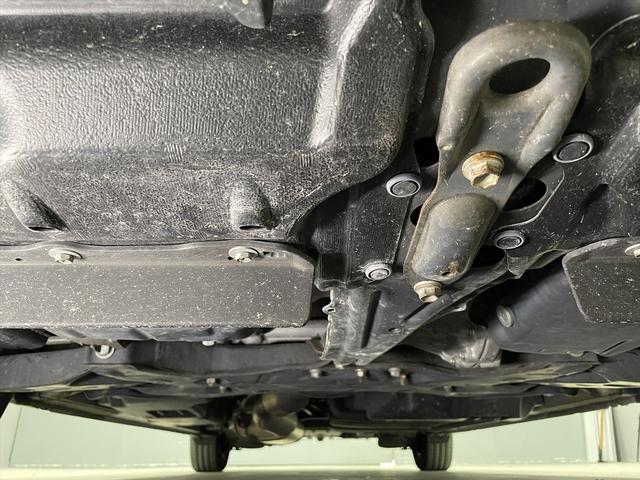 ヴォクシー 福祉車両・手動スロープ・2台積・7人乗・走行41千K・タイプ1・ナビ・TV・Bカメラ・左電動スライドドア・ドラレコ・ニールダウン・前後車椅子後退防止ベルト・電動車イス固定装置・左右SD昇降ぐち手すり付(48枚目)