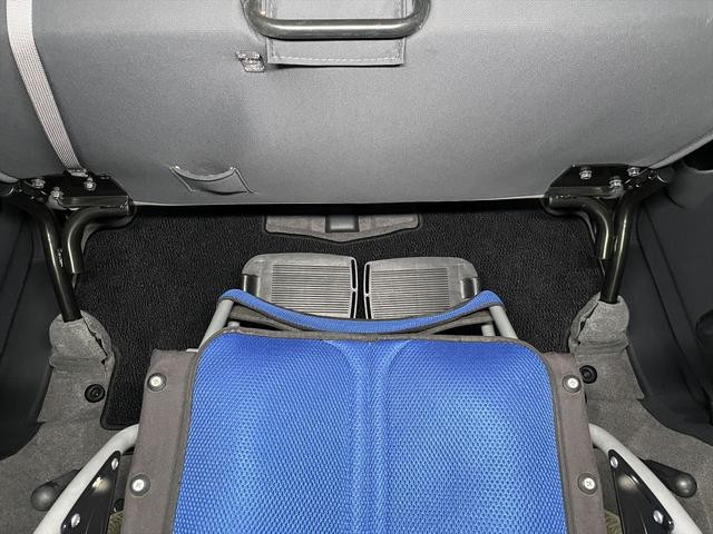 スペーシア 福祉車両・手動スロープ・1台積・4人乗・走行60千K・スズキセーフティサポート・TV・ナビ・Bカメラ・左電動スライドドア・レーダーブレーキサポート・プッシュスタート・スマートキー・電動ウィンチサード(17枚目)