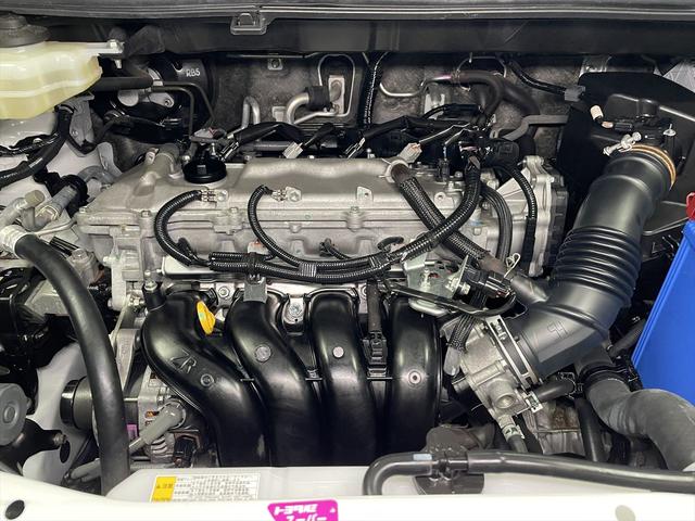 ヴォクシー 　ＺＳ　福祉車両・手動スロープ・１台積・７人乗・走行５１千Ｋ・タイプ１・２列目車椅子乗車・ＴＶ・ナビ・Ｂカメラ・左右電動スライドドア・ニールダウン・電動ウィンチセカンド・無線ウィンチリモコン・ＥＴＣ（39枚目）