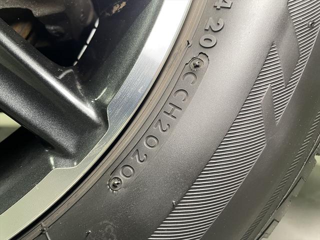 ヴォクシー 　ＺＳ　福祉車両・手動スロープ・１台積・７人乗・走行５１千Ｋ・タイプ１・２列目車椅子乗車・ＴＶ・ナビ・Ｂカメラ・左右電動スライドドア・ニールダウン・電動ウィンチセカンド・無線ウィンチリモコン・ＥＴＣ（49枚目）