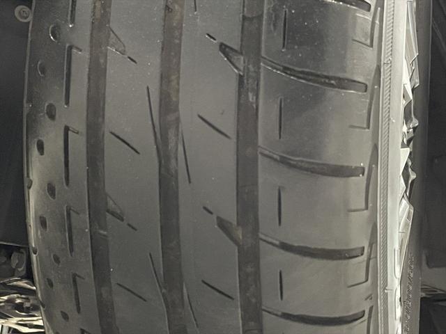 ヴォクシー 　ＺＳ　福祉車両・手動スロープ・１台積・７人乗・走行５１千Ｋ・タイプ１・２列目車椅子乗車・ＴＶ・ナビ・Ｂカメラ・左右電動スライドドア・ニールダウン・電動ウィンチセカンド・無線ウィンチリモコン・ＥＴＣ（54枚目）