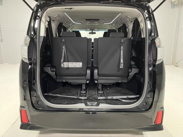 ヴェルファイア 福祉車両・後席脱着リフトUPシート・7人乗・走行21千K・4WD・左電動スライドドア・電動脱着車椅子シート・後席フリップダウンモニター・TV・ナビ・Bカメラ・プッシュスタート・スマートキー・ETC(11枚目)