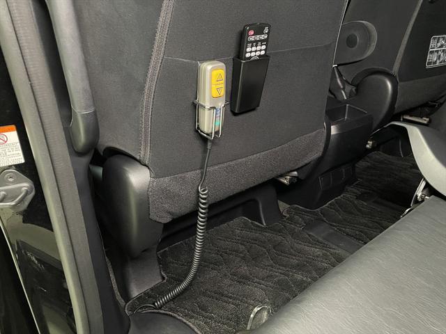 ヴェルファイア 福祉車両・後席脱着リフトUPシート・7人乗・走行21千K・4WD・左電動スライドドア・電動脱着車椅子シート・後席フリップダウンモニター・TV・ナビ・Bカメラ・プッシュスタート・スマートキー・ETC(27枚目)
