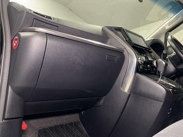 ヴェルファイア 福祉車両・後席脱着リフトUPシート・7人乗・走行21千K・4WD・左電動スライドドア・電動脱着車椅子シート・後席フリップダウンモニター・TV・ナビ・Bカメラ・プッシュスタート・スマートキー・ETC(37枚目)