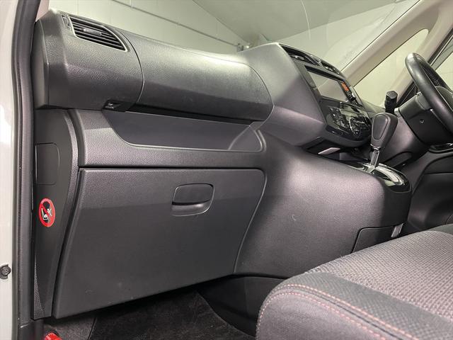 セレナ ハイウェイスター 福祉車両・手動スロープ・1台積・7人乗・S-HV・車イス2列目乗車仕様・リクライニング車イス乗車カノウ・ナビ・TV・インテリキー・プッシュスタート・ニールダウン・電動ウィンチセカンド(31枚目)