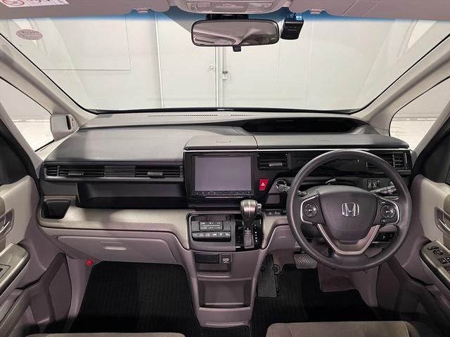 全国どこへでも納車ＯＫ！ご来店不要でご購入いただけます。お探しの車椅子複数対応車や、８ナンバー車がない場合もご安心ください。※送料別途。（介護タクシー・デイサービス向けも）