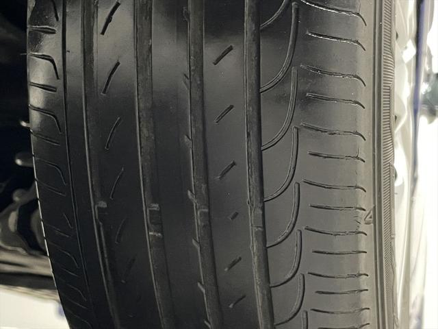 納車時１２項目を新品交換で安心！１年間４０６項目の全国対応保証付き。中古福祉車両のトラブルをカバー、車いす固定装置も安心。※一部保証対象外あり。（事業用車両も対応）