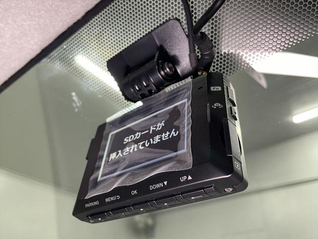 ハイエースコミューター 福祉車両・電動リフター・4台積・9人乗・走行58千K・Dタイプ・ワンオーナー・TV・ナビ・Bモニター・左オートステップ・アシストグリップ・キーレス・電動車イス固定装置4台・セカンドシート折り畳み仕様(38枚目)