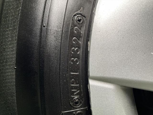 ハイエースコミューター 福祉車両・電動リフター・4台積・9人乗・走行58千K・Dタイプ・ワンオーナー・TV・ナビ・Bモニター・左オートステップ・アシストグリップ・キーレス・電動車イス固定装置4台・セカンドシート折り畳み仕様(51枚目)