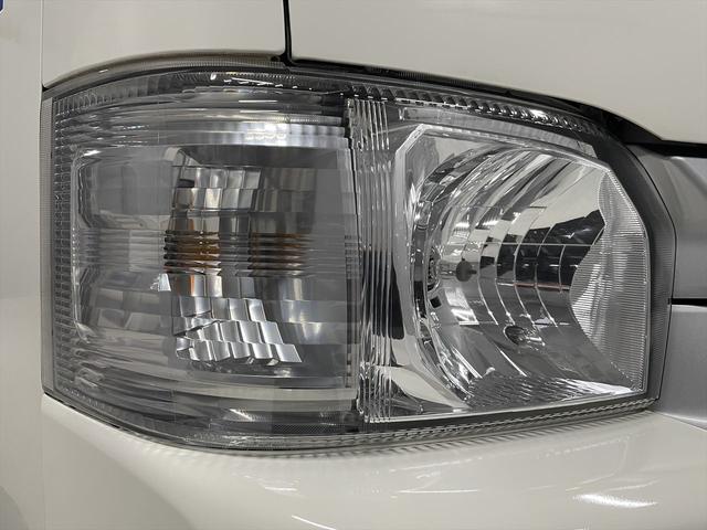 ハイエースコミューター 福祉車両・電動リフター・4台積・9人乗・Dタイプ・ストレッチャー固定バー付・点滴フック付・左オートステップ・アシストグリップ・CDオーディオ・ラッシングベルト・電動車イス固定装置4台・キーレス(42枚目)