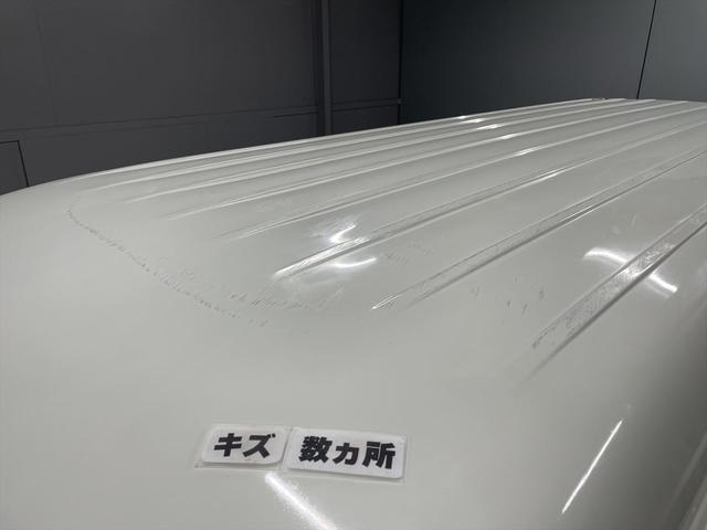 ハイエースコミューター 福祉車両・電動リフター・4台積・9人乗・Dタイプ・ストレッチャー固定バー付・点滴フック付・左オートステップ・アシストグリップ・CDオーディオ・ラッシングベルト・電動車イス固定装置4台・キーレス(61枚目)