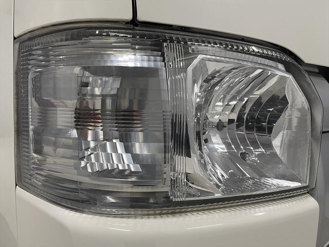 ハイエースバン 　福祉車両・電動リフター・２台積・１０人乗・走行６１千Ｋ・Ｂタイプ・トヨタセーフティセンス・左オートステップ・Ｂカメラ・ドラレコ・アシストグリップ・キーレス・ラジオ・ストレッチャー乗車カノウ（44枚目）