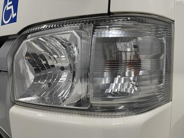 ハイエースバン 　福祉車両・電動リフター・２台積・１０人乗・走行６１千Ｋ・Ｂタイプ・トヨタセーフティセンス・左オートステップ・Ｂカメラ・ドラレコ・アシストグリップ・キーレス・ラジオ・ストレッチャー乗車カノウ（45枚目）