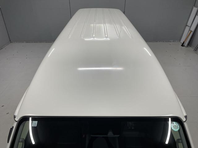 ハイエースバン 　福祉車両・電動リフター・２台積・１０人乗・走行６１千Ｋ・Ｂタイプ・トヨタセーフティセンス・左オートステップ・Ｂカメラ・ドラレコ・アシストグリップ・キーレス・ラジオ・ストレッチャー乗車カノウ（50枚目）