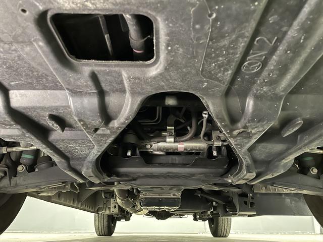 ハイエースバン 　福祉車両・電動リフター・２台積・１０人乗・走行６１千Ｋ・Ｂタイプ・トヨタセーフティセンス・左オートステップ・Ｂカメラ・ドラレコ・アシストグリップ・キーレス・ラジオ・ストレッチャー乗車カノウ（51枚目）