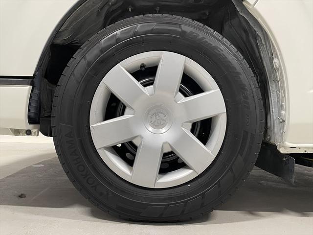 ハイエースバン 　福祉車両・電動リフター・２台積・１０人乗・走行６１千Ｋ・Ｂタイプ・トヨタセーフティセンス・左オートステップ・Ｂカメラ・ドラレコ・アシストグリップ・キーレス・ラジオ・ストレッチャー乗車カノウ（54枚目）