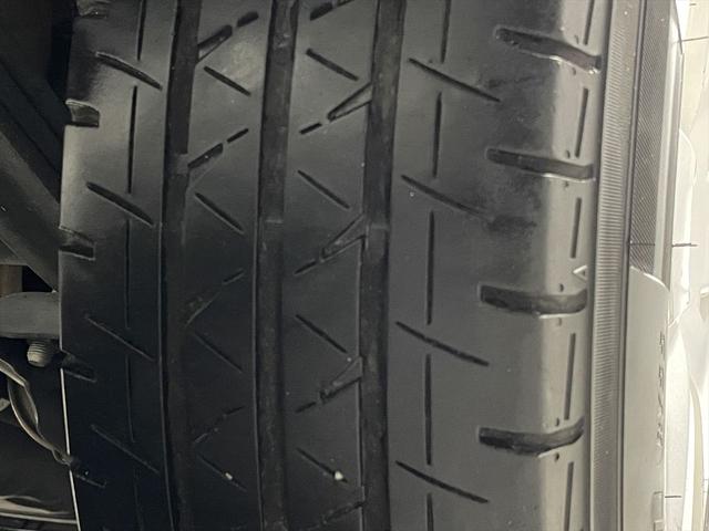 ハイエースバン 　福祉車両・電動リフター・２台積・１０人乗・走行６１千Ｋ・Ｂタイプ・トヨタセーフティセンス・左オートステップ・Ｂカメラ・ドラレコ・アシストグリップ・キーレス・ラジオ・ストレッチャー乗車カノウ（58枚目）