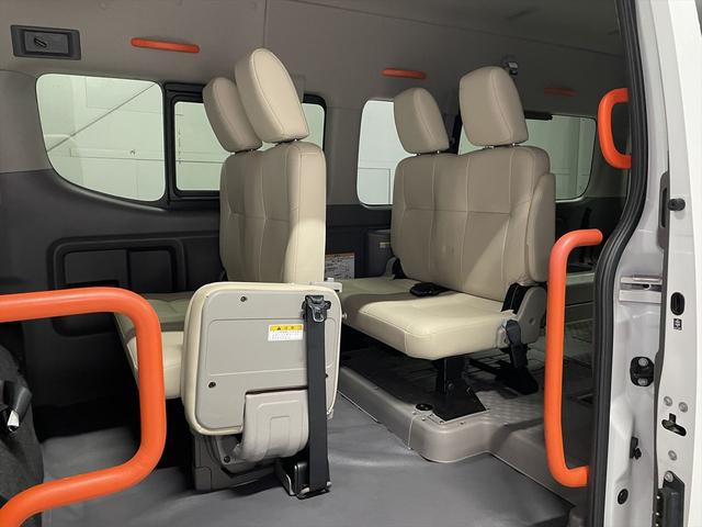 ＮＶ３５０キャラバンバン 　福祉車両・電動リフター・２台積・１０人乗・走行５４千Ｋ・１＋１タイプ・エマージェンシーブレーキ・左オートステップ・アシストグリップ・左スライドドア・ラジオ・ＰＶガラス・電動車イス固定装置２台・キーレス（36枚目）