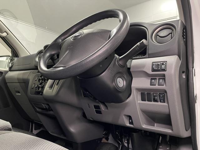 ＮＶ３５０キャラバンバン 　福祉車両・電動リフター・２台積・１０人乗・走行５４千Ｋ・１＋１タイプ・エマージェンシーブレーキ・左オートステップ・アシストグリップ・左スライドドア・ラジオ・ＰＶガラス・電動車イス固定装置２台・キーレス（44枚目）