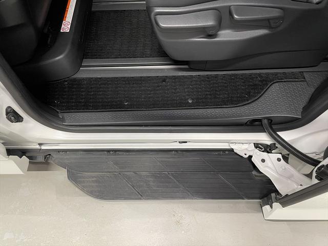 ���Ђ͕����ԗ������āE�G��āE�I�ׂ钆�Õ����ԗ����X�B�c�ƁE�����e�i���X�X�^�b�t�͗L���i�҂ł��B�Ԉ֎q�̂܂܏���Ԃ�Ԃ����Œ�ȂǁA�����ԗ��̂��Ƃ͕����ԗ��̂�������ɂ��C�����������I