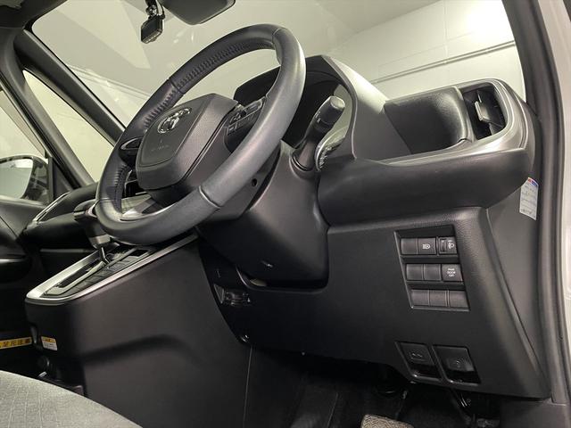 �������u�̏C���E�_�������X�^�b�t���T�|�[�g�B�����̕��ɂ͕����ԗ��戵�m�̎��i�����ߗא����H������Љ�܂��B�i�Ԃ����Œ葕�u�A�X�g���b�`���[�Ή����j