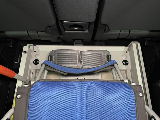 セレナ 　福祉車両・電動リフター・１台積・６人乗・走行５５千Ｋ・Ｓ－ハイブリッド・エマージェンシーブレーキシステム・左右電動スライドドア・電動車イス固定装置・純正ナビ・ＴＶ・Ｂカメラ・フリップダウンモニター（15枚目）