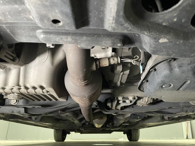 シエンタ 　１．５Ｇ　福祉車両・手動スロープ・１台積・５人乗・タイプ１・トヨタセーフティセンス・純正ナビ・ＴＶ・Ｂモニター・左右電動スライドドア・純正フォグランプ・プッシュスタート・スマートキー・ニールダウン（45枚目）