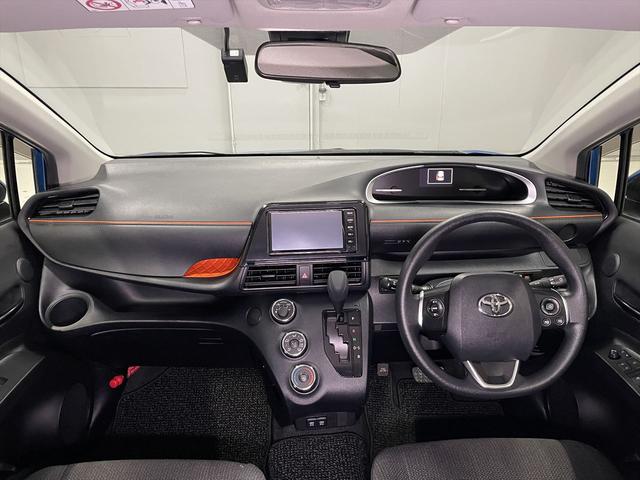 シエンタ 　１．５Ｘ　福祉車両・手動スロープ・１台積５人乗・走行４千Ｋ・タイプ１・左電動スライドドア・純正ＴＶ・ナビ・Ｂモニター・ニールダウン・車イス後退防止ベルトサード・電動車イス固定装置・左右ＳＤ・キーレス（33枚目）