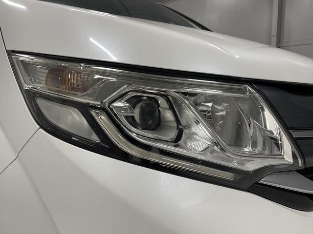 ステップワゴン 　福祉車両・後席リフトＵＰシート・７人乗４ＷＤ・走行２５千Ｋ・ホンダセンシング・左右電動スライドドア・スマートキー・プッシュスタート・ＴＶナビ・Ｂモニター・折リ畳ミ車イス固定ベルト・アイドリングストップ（34枚目）