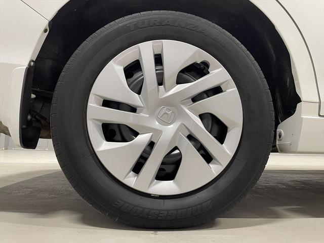 ステップワゴン 　福祉車両・後席リフトＵＰシート・７人乗４ＷＤ・走行２５千Ｋ・ホンダセンシング・左右電動スライドドア・スマートキー・プッシュスタート・ＴＶナビ・Ｂモニター・折リ畳ミ車イス固定ベルト・アイドリングストップ（48枚目）