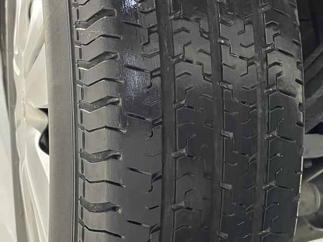 NV350キャラバンワゴン  福祉車両・送迎使用車・10人乗・走行28千K・ハイルーフ車・左電動スライドドア・左オートステップ・アシストグリップ・ナビ・TV・Bカメラ・禁煙車・PVガラス・リヤクーラー・リヤヒーター・オートライト(42枚目)