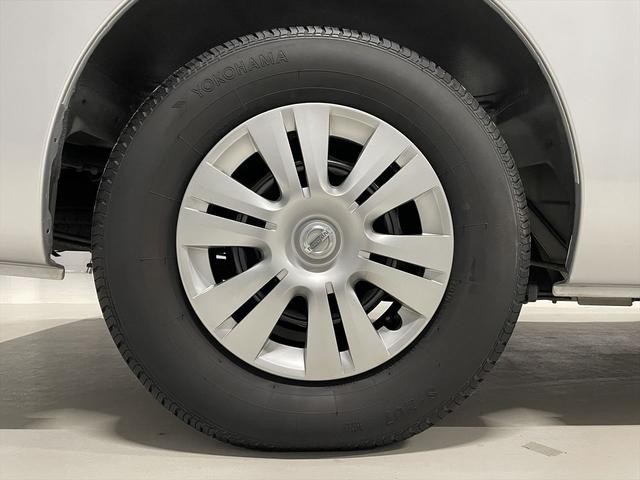 NV350キャラバンワゴン  福祉車両・送迎使用車・10人乗・走行28千K・ハイルーフ車・左電動スライドドア・左オートステップ・アシストグリップ・ナビ・TV・Bカメラ・禁煙車・PVガラス・リヤクーラー・リヤヒーター・オートライト(45枚目)